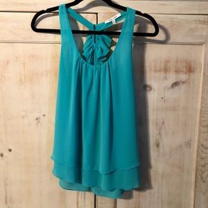 🌺🌼 Naked Zebra Racer Back Tank Top